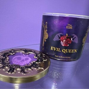 Disney Villains Evil Queen Bath & Body Works candle